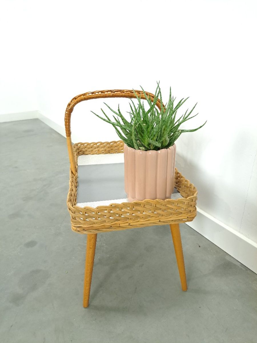 Rotan Dienblad Op Poten Met Grijs Formica image 8