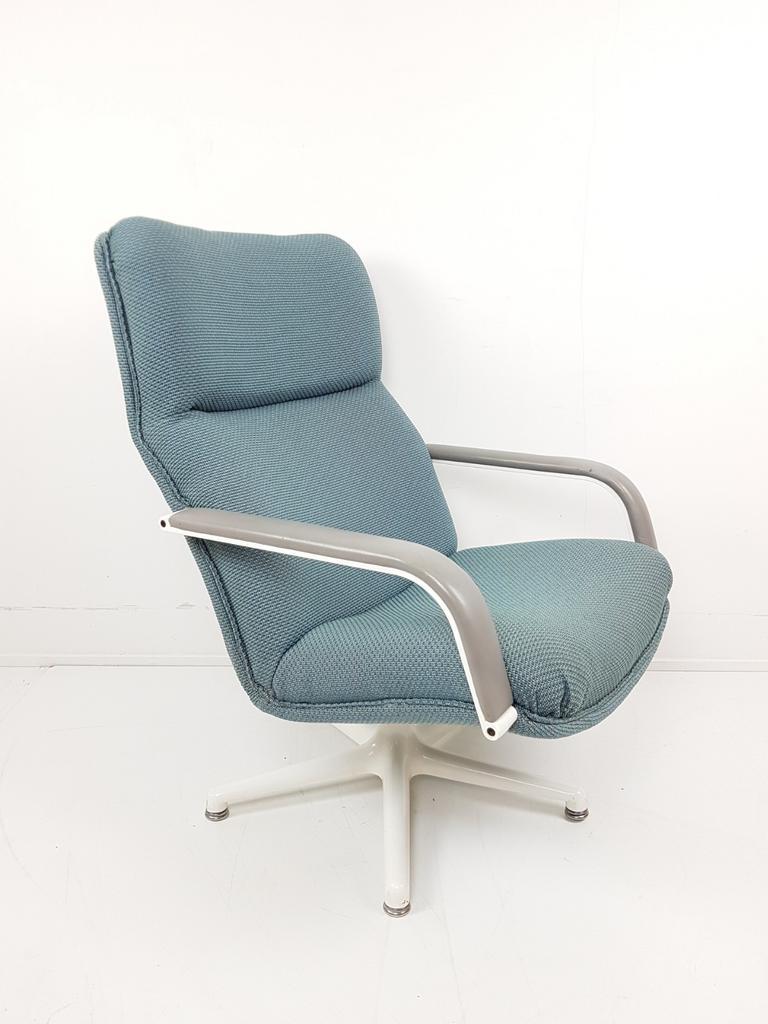 Vintage Artifort Fauteuil | De Ploeg Stof Grape | Stervoet image 4