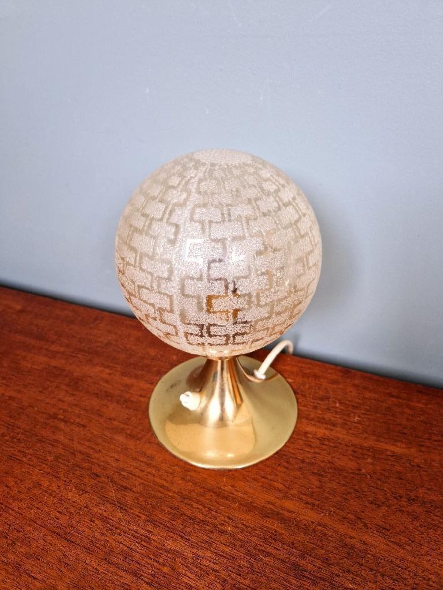 Duo Of Space Age-lampen In Messing En Getextureerd Glas, 197 image 12