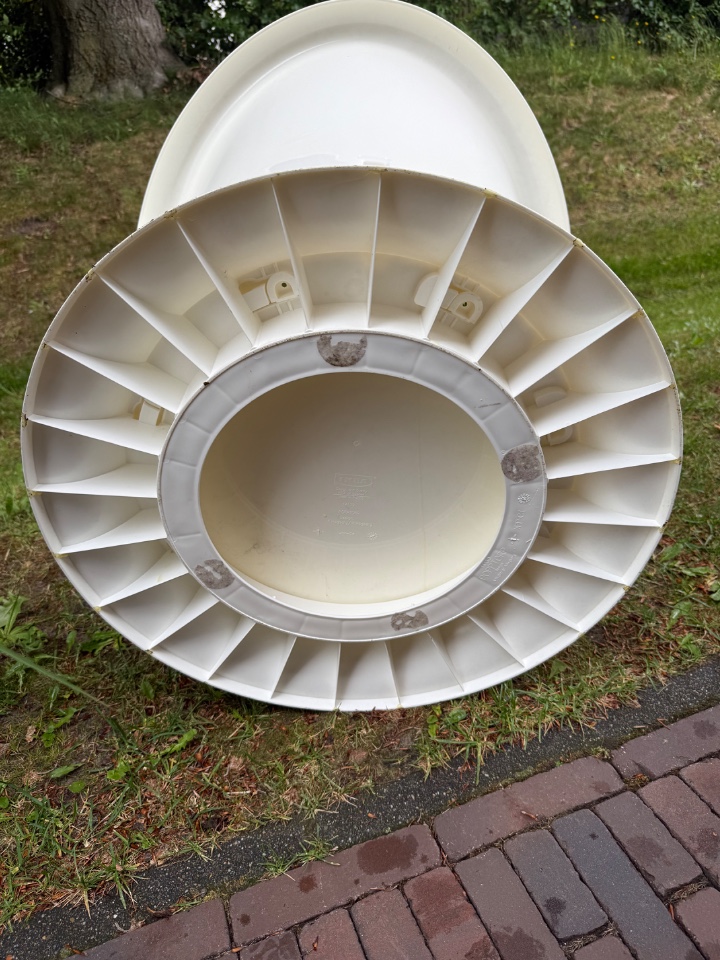 IKEA Poptorp Stoel Wit Met Zwart Kussen image 9