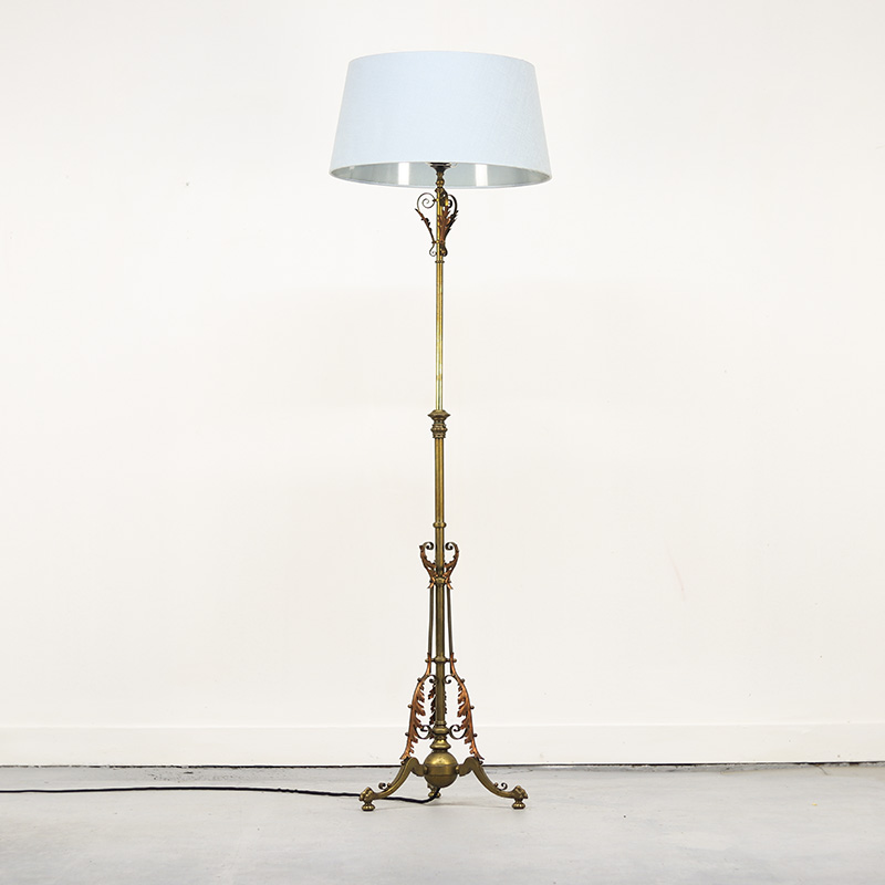 Antieke Staande Engelse Vloerlamp Roodkoper En Messing image 2