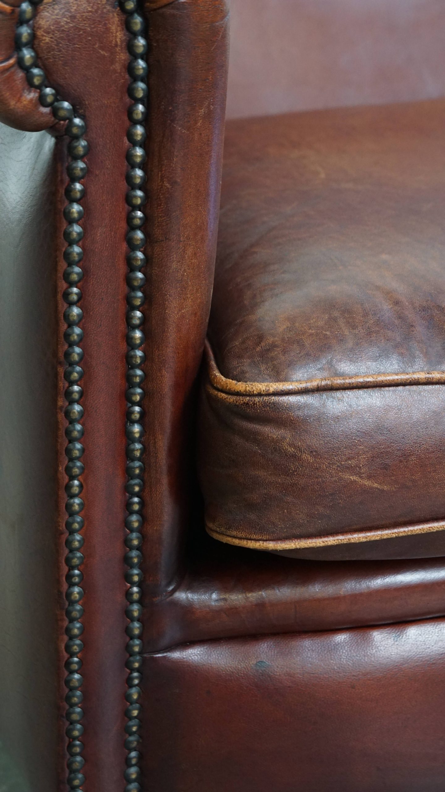Comfortabele En Luxe 2 Zits Clubbank Gemaakt Van Schapenleer image 13