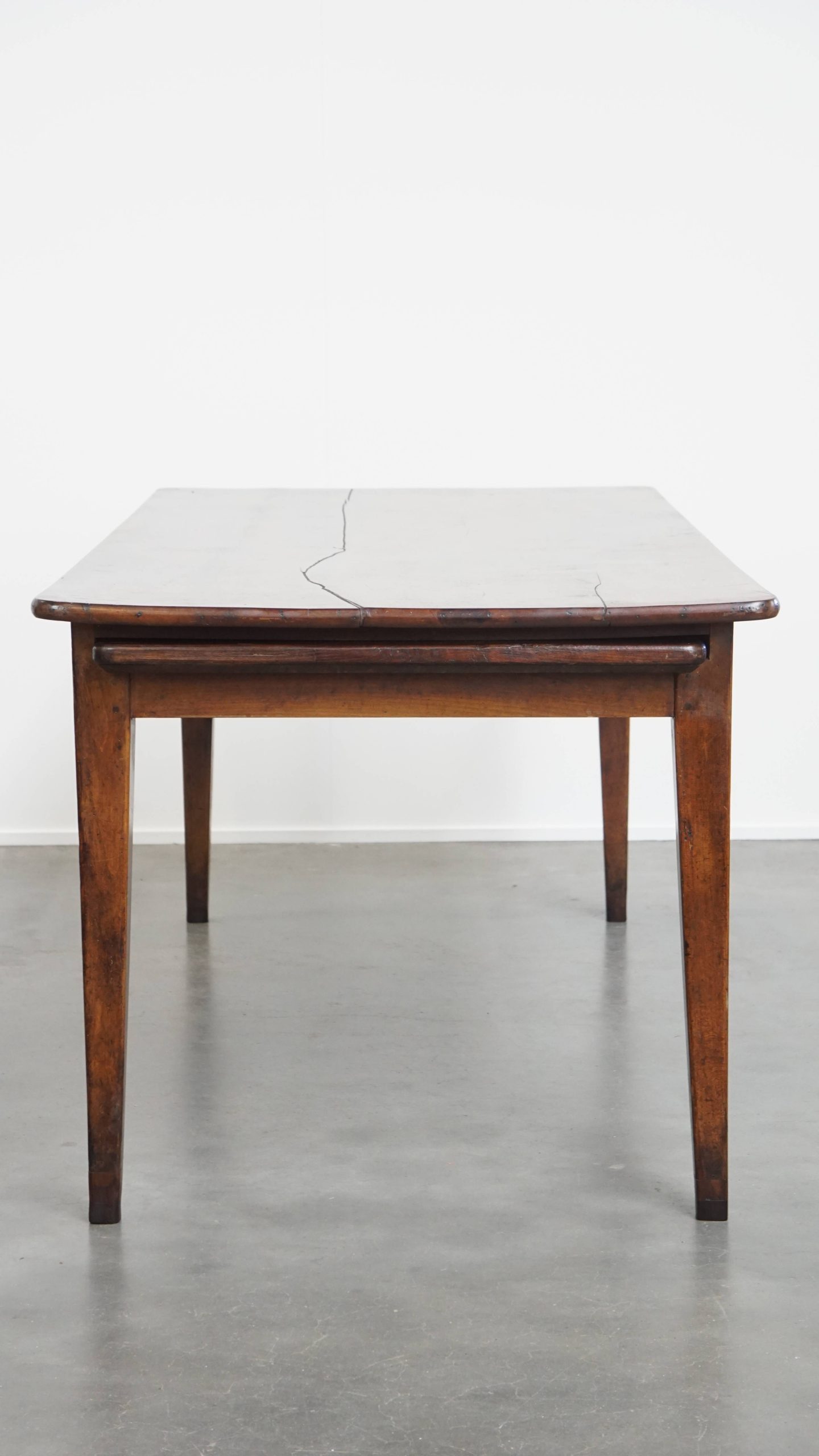 Antieke Franse Eettafel Gemaakt Van Kersenhout In Een Warme Kleur image 5