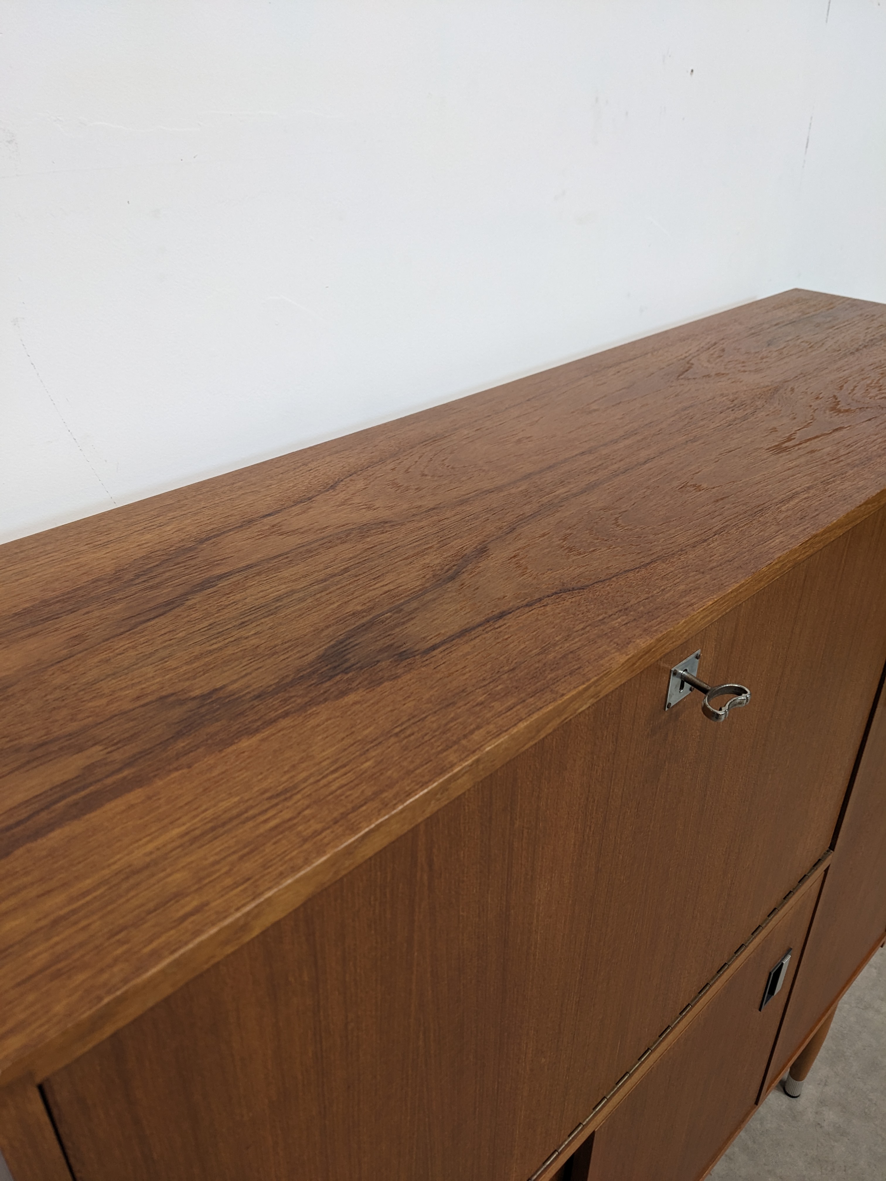 Vintage Secretary / Bar image 7