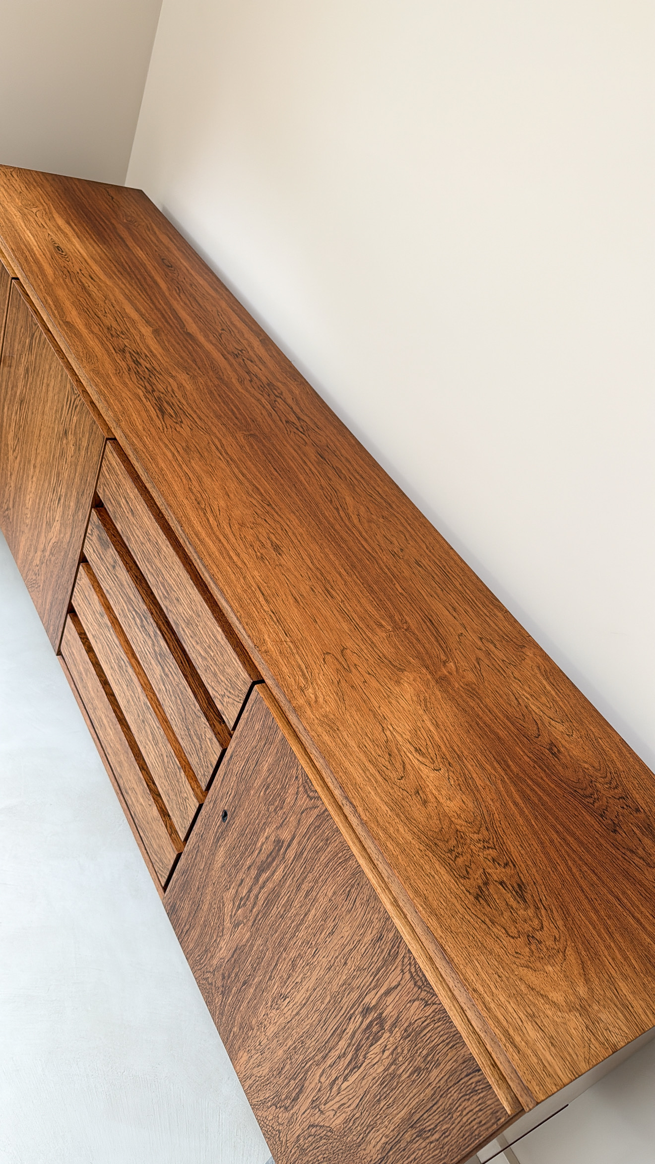 Vintage Palissander/ Houten Dressoir / Sideboard image 11