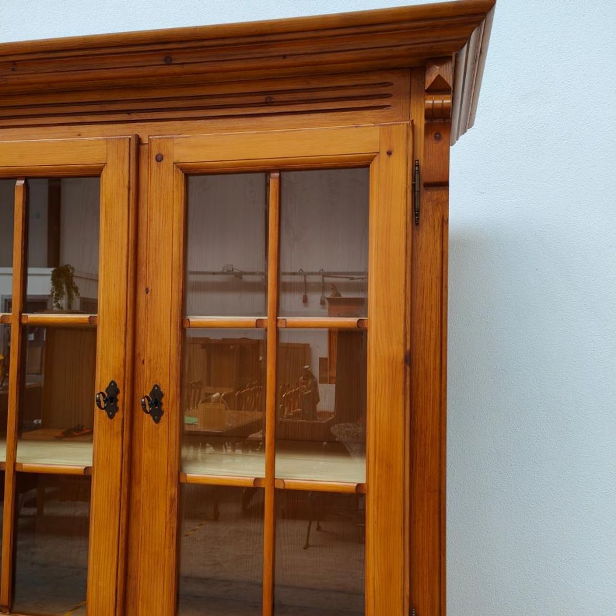 Vintage Landelijke Grenen Buffetkast Wandkast Buffet Kast. image 14
