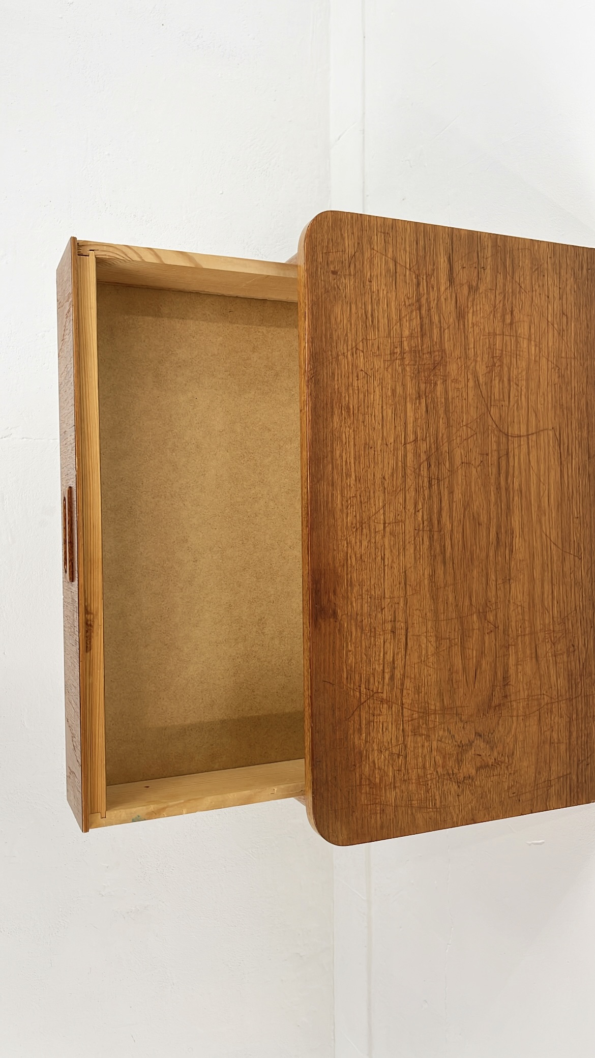 Fineren Box Nachtkastje Hout Black bij Reliving