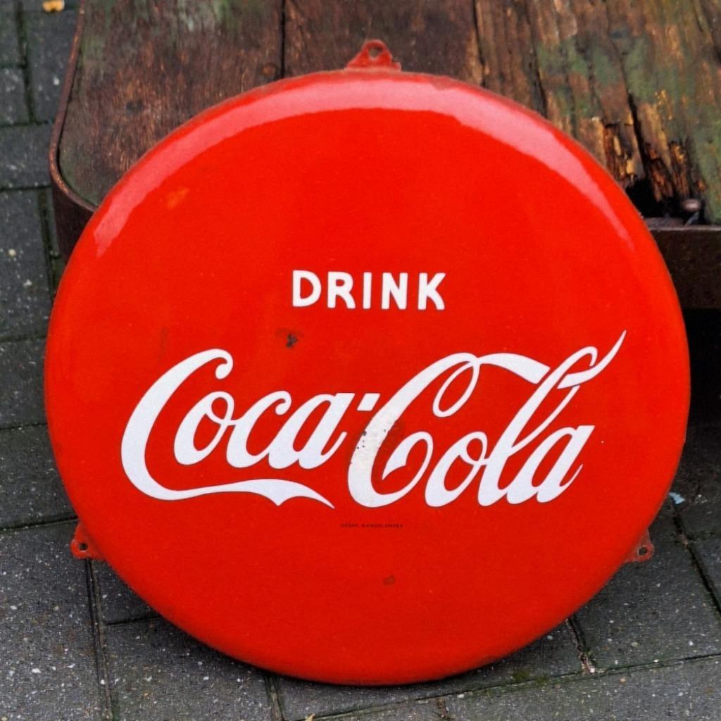 Origineel Hollandse Emaille Coca Cola Button, Emrec Eemnes. image 2