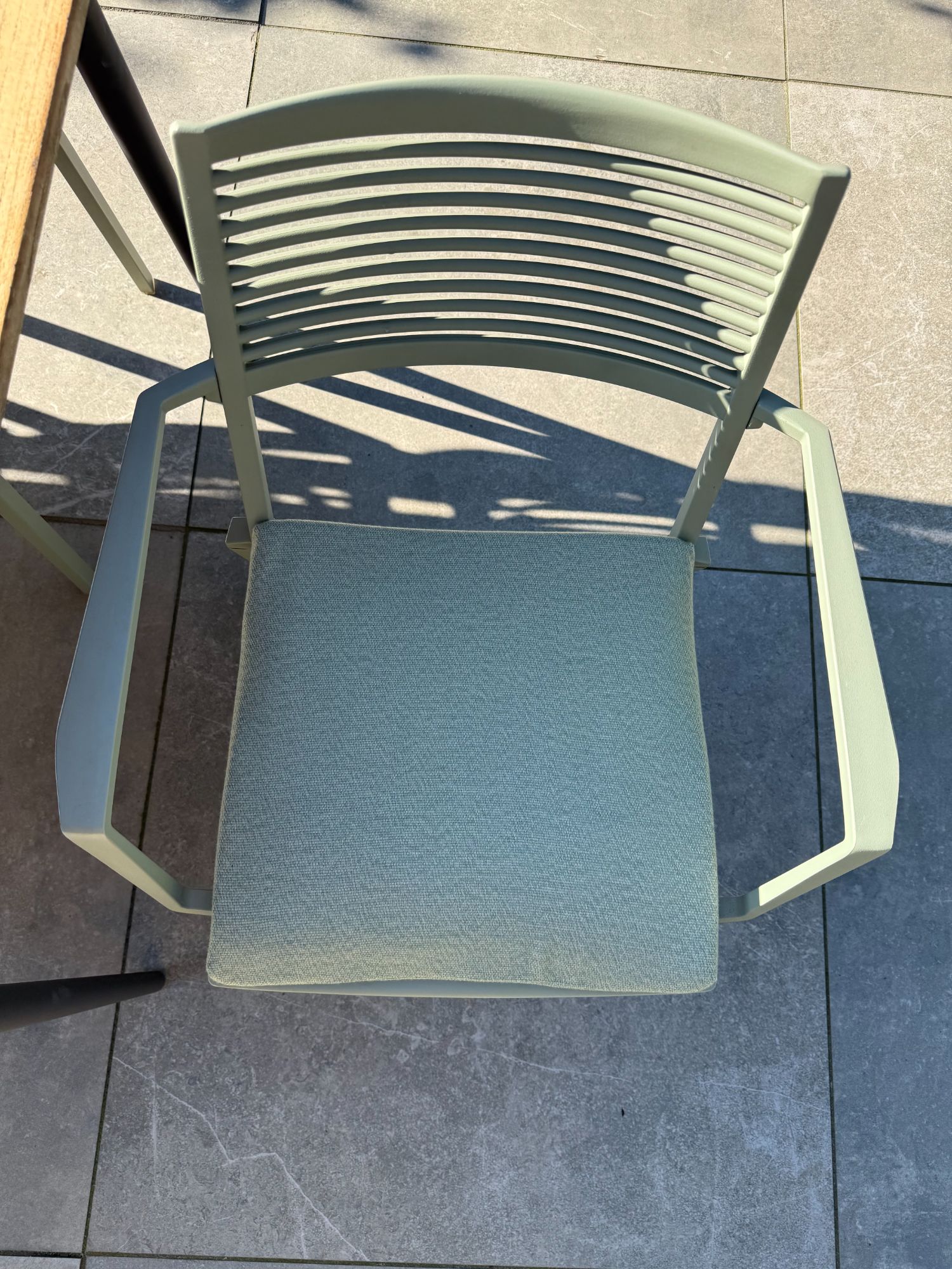 Vincent Sheppard Tuintafel (240cm) Met 8 Fast Stoelen image 4