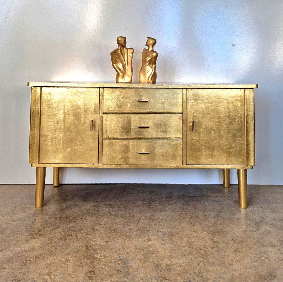Elegant Modern Dressoir In Goud/ Goud Kast image 3