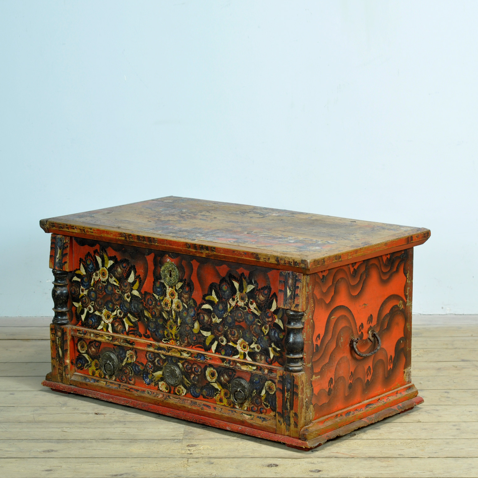 Folk Art Bruidskist, Circa 1850 image 2