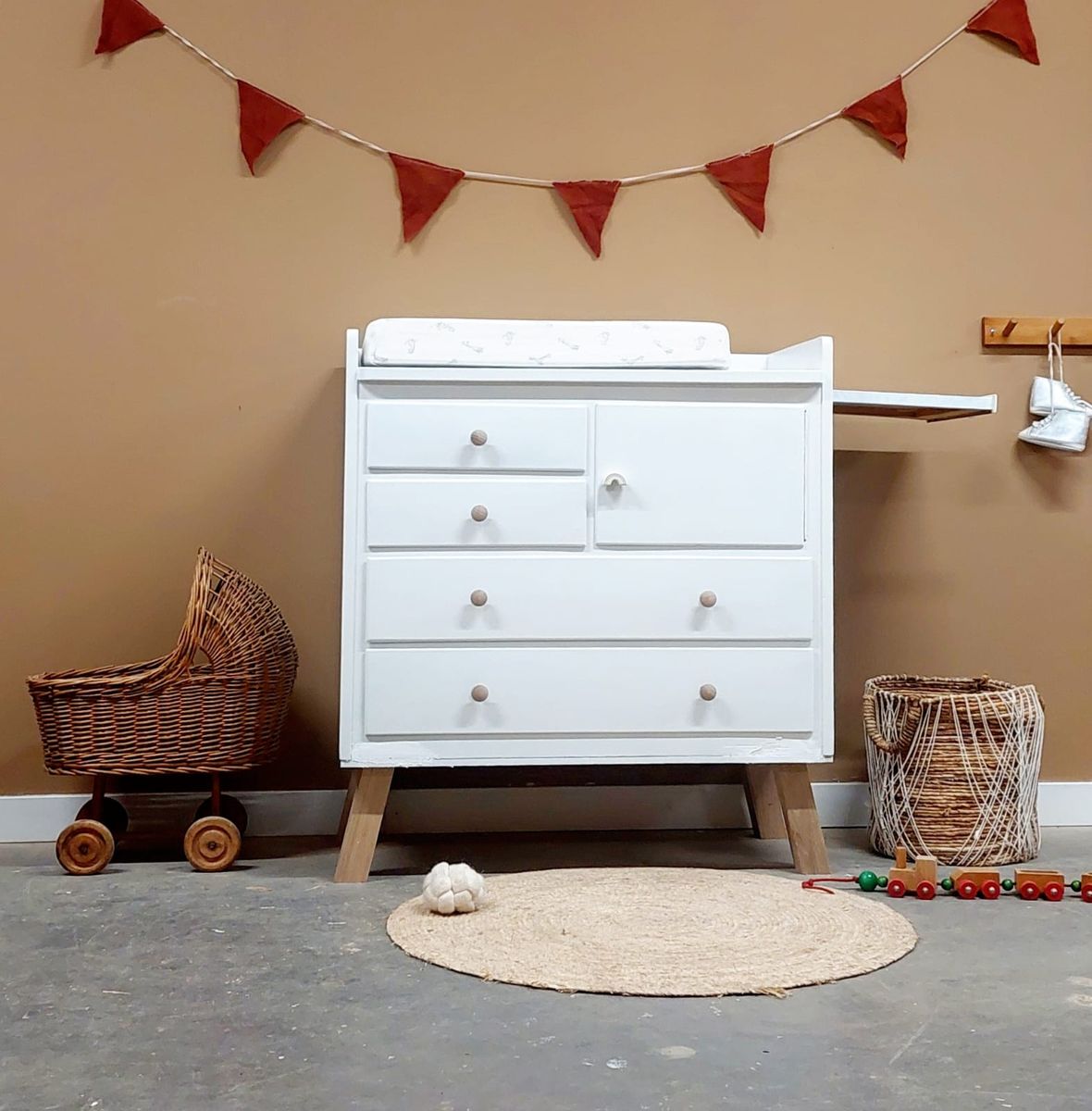 Vintage Commode In De Grondverf – Kleur Naar Wens image 3