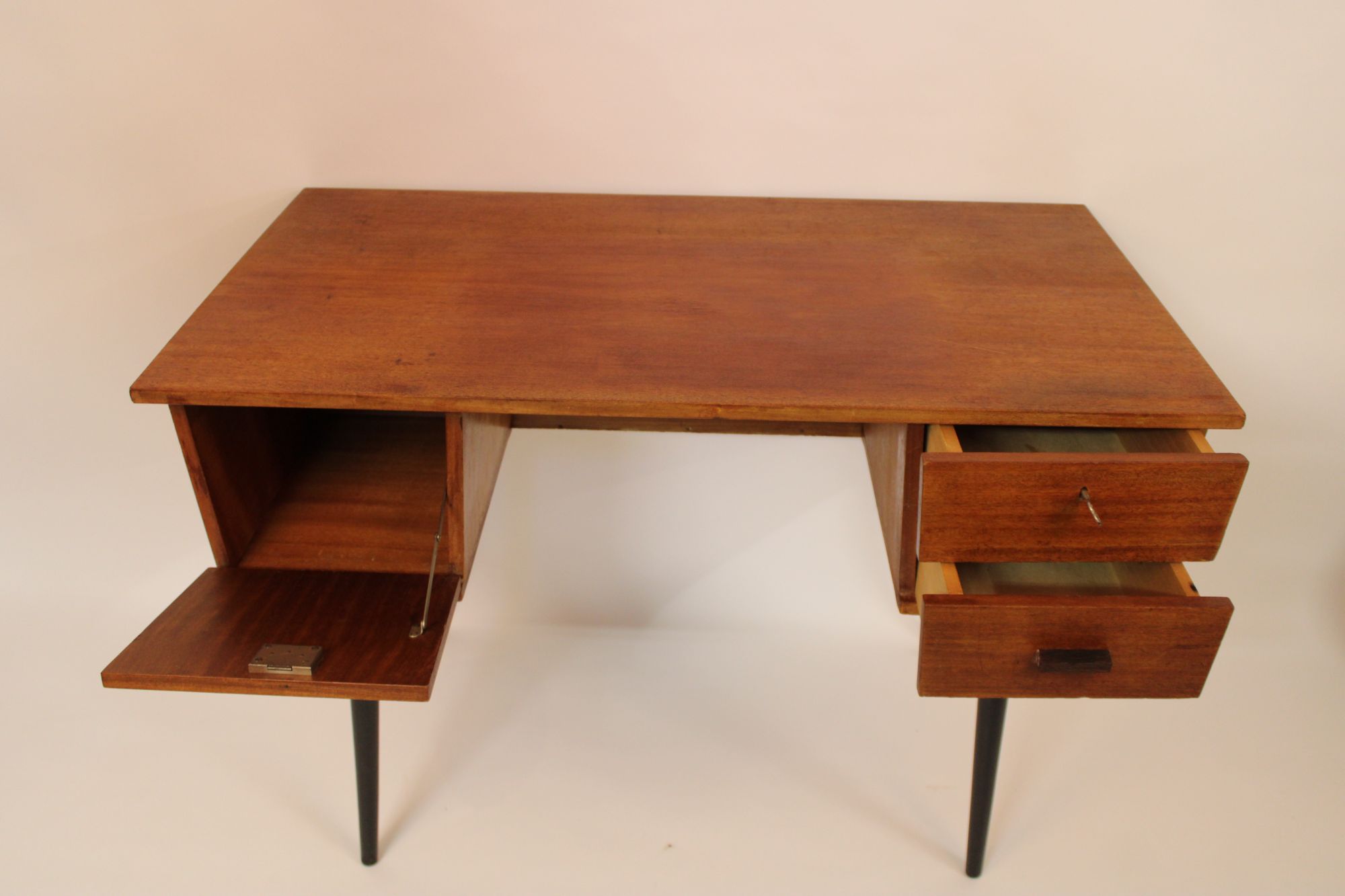 Mid-century Vintage Bureautje – Jaren ’60 – Teak – Design Bureau / Schrijftafel / Retro Meubel image 9
