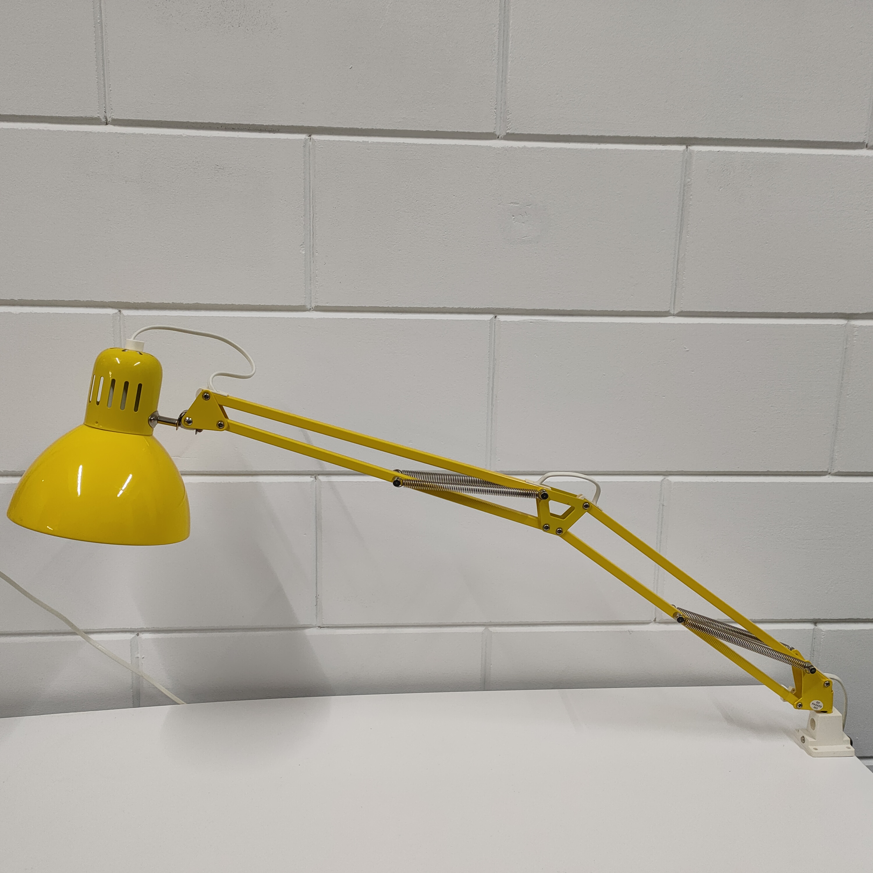 Retro Gele Schaarlamp Uit De Jaren 90 image 3