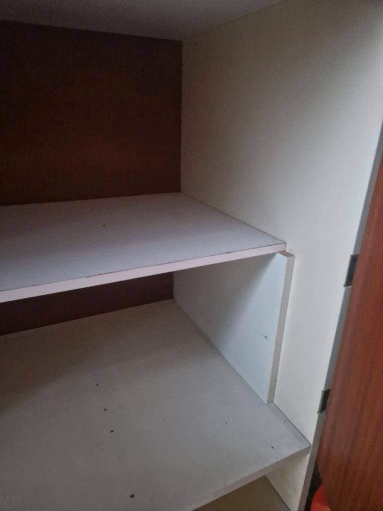 Jaren 70 Palissander Fineer Kast Vintage Design. image 10