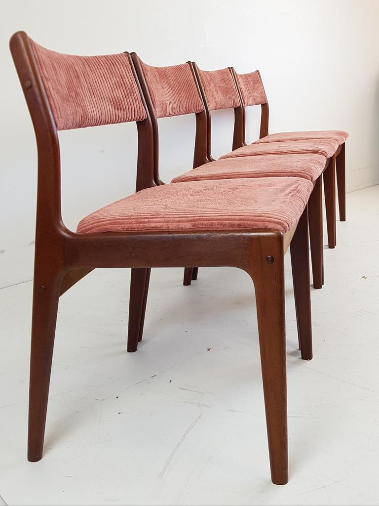 4 Deense Johannes Andersen Voor Uldum Roze Rib Stof image 5