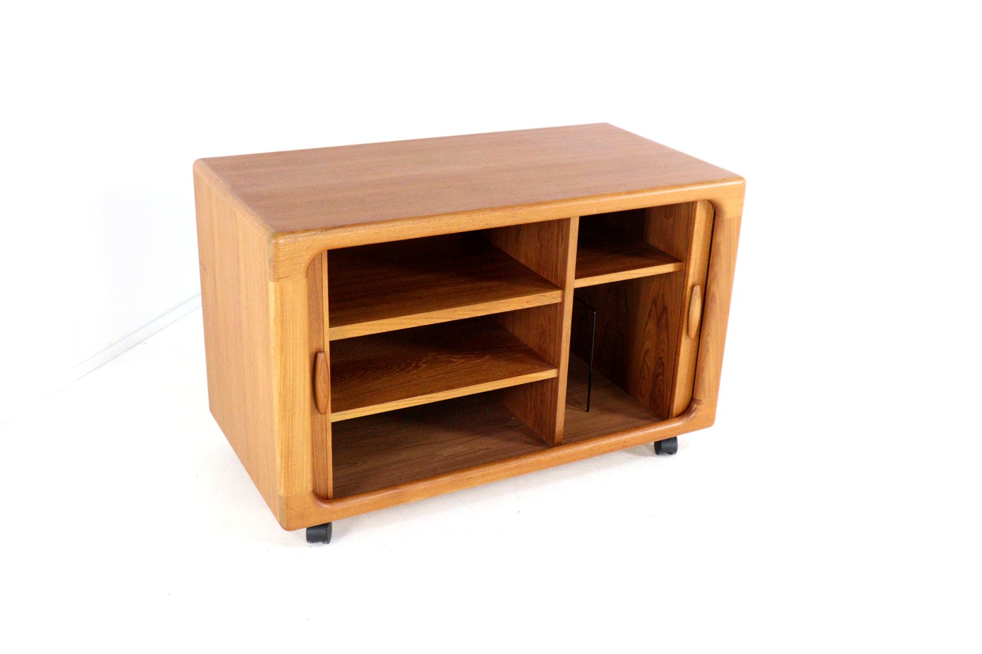 dyrlund Audio / Tv Meubel 'bandholm' Vintage Teak image 20