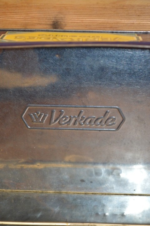 Donkerblauw Verkade Koekblik Met Meisje Met De Strik – Nostalgisch Design image 9