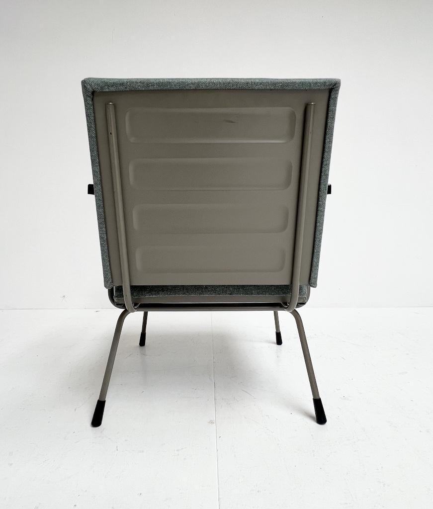 Opnieuw Gestoffeerde Blauwe Gispen 1401 Fauteuil, 1950's image 6