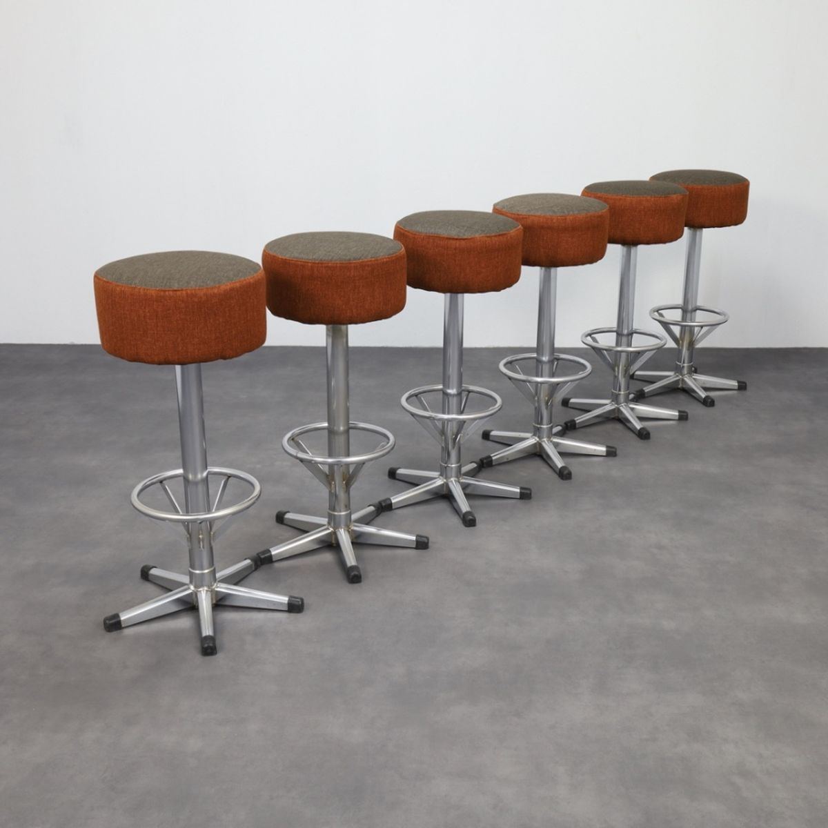 6x Bar Stool In Chrome, 1970s image 5