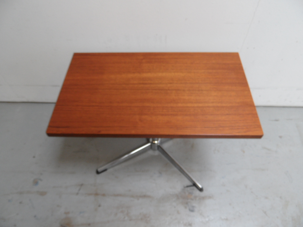 Tv Tafel 1950's image 4