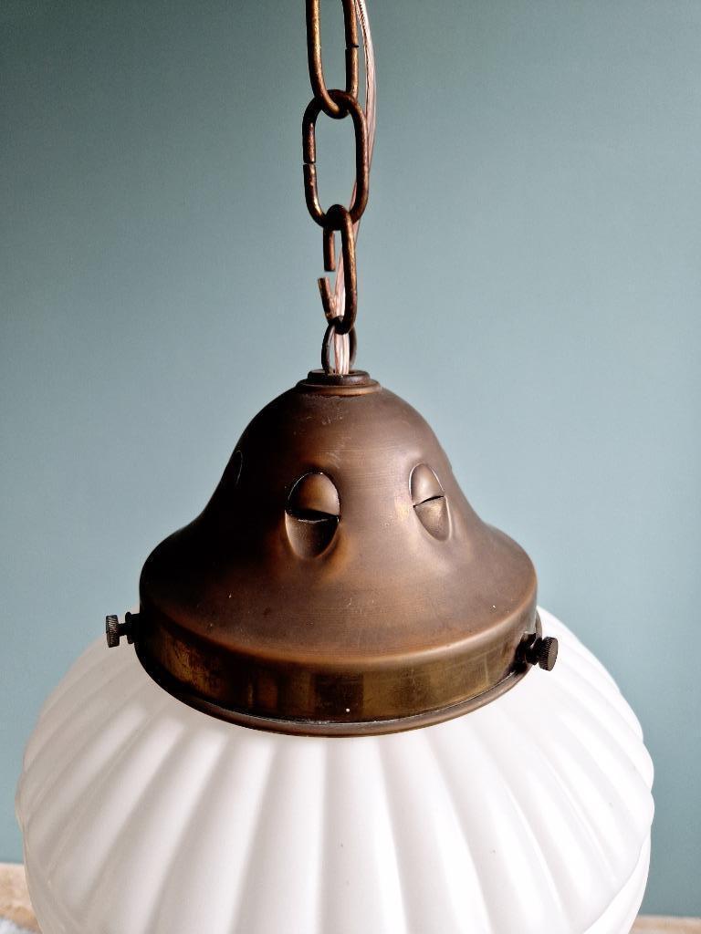 Art Deco Hanglamp In Geperst Gegoten Wit Opaline Glas image 8