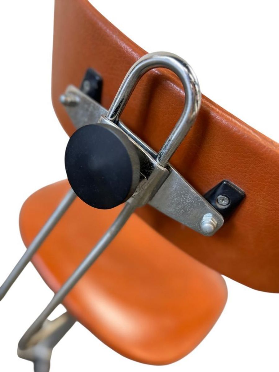 Vintage Oranje Bureaustoel / Desk Chair image 3