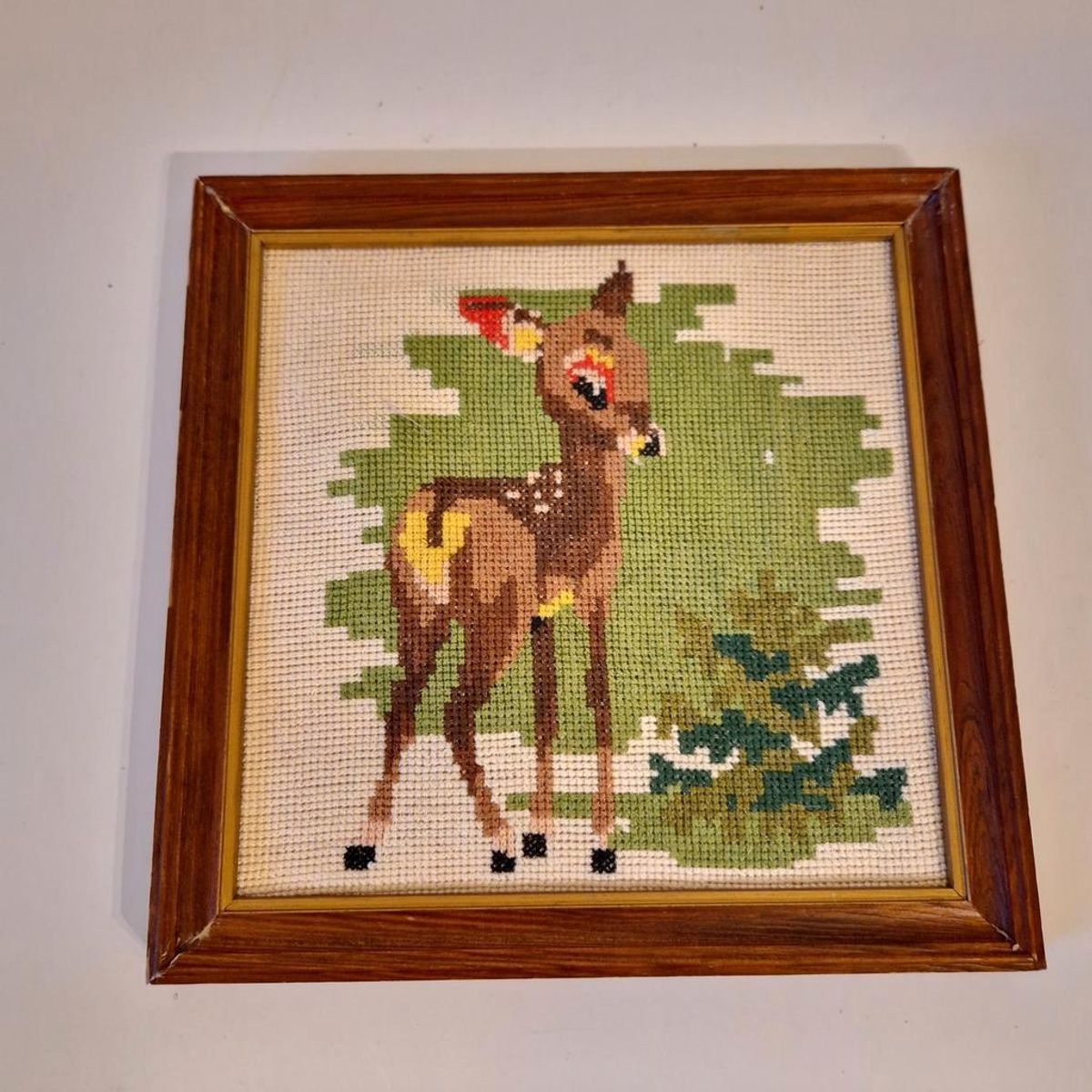 Vintage Schilderijtje Geborduurd Bambi Hertje image 3