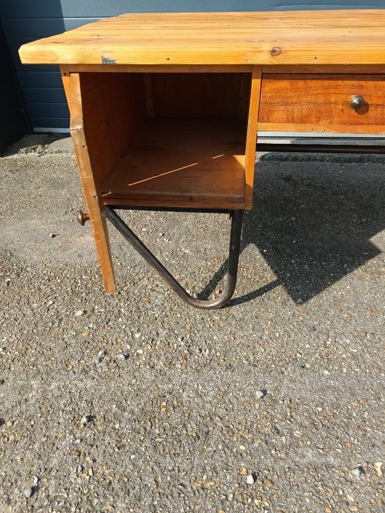 Jaren 60 Design Bureau Met Stalen Onderstel image 11