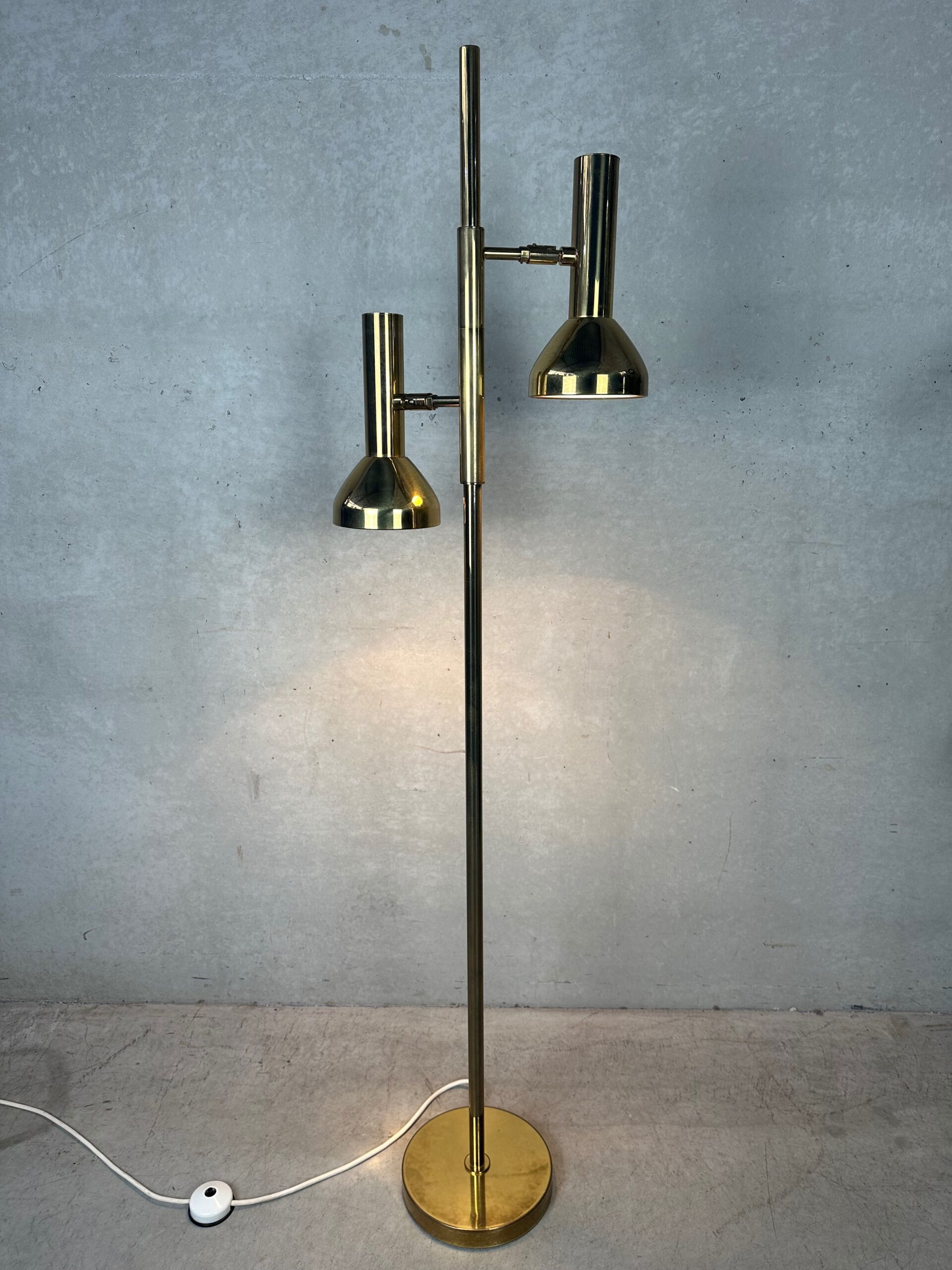Vintage Design Vloerlamp / Leeslamp – Cosack Leuchten image 2