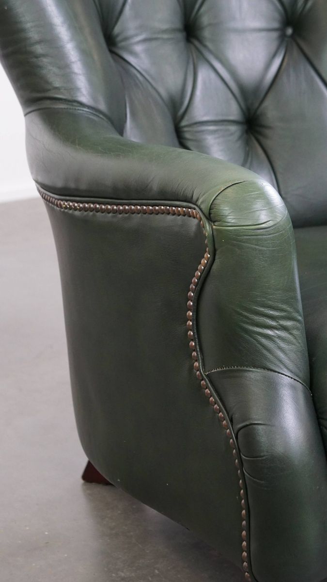Zeer Charmante Set Van 2 Groene Rundleren Chesterfield Fauteuils In Engelse Stijl image 15