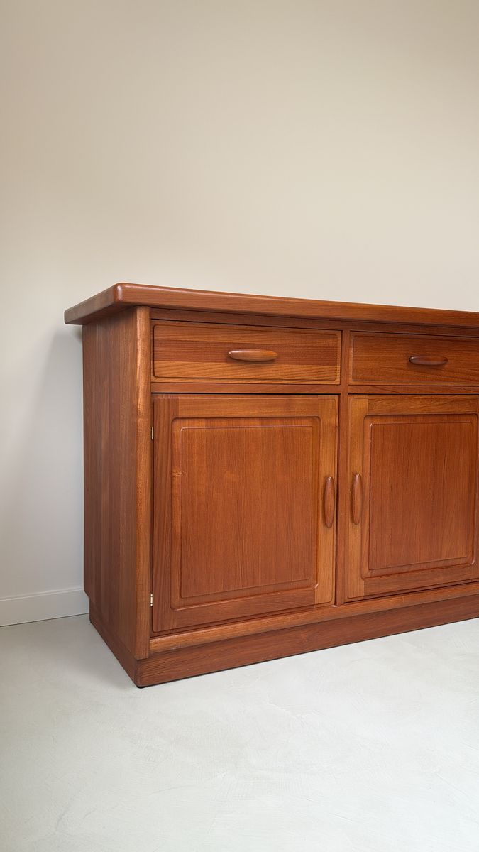 Vintage Houten dyrlund Kast / Dressoir image 4