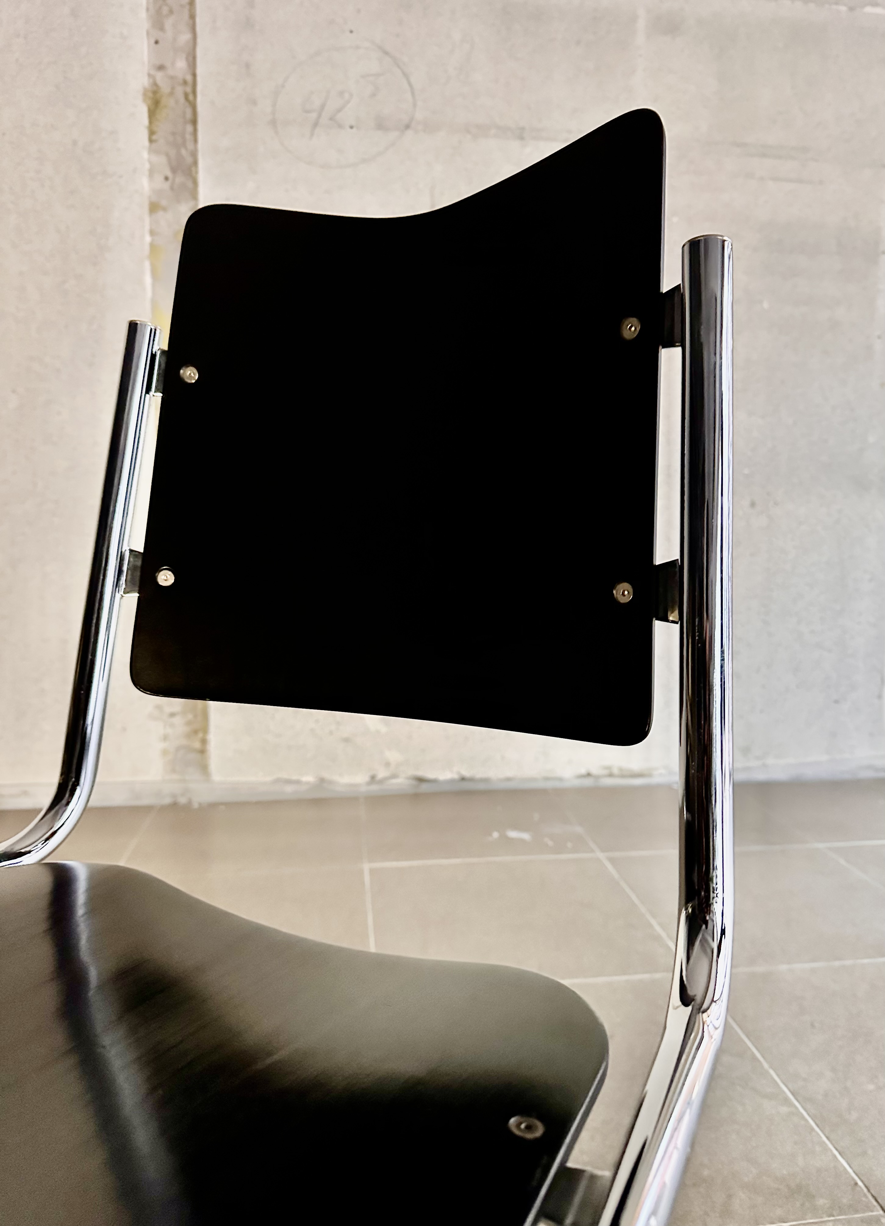 4x Tecta B11 Cantilever Stoelen Design Jean Prouve image 9