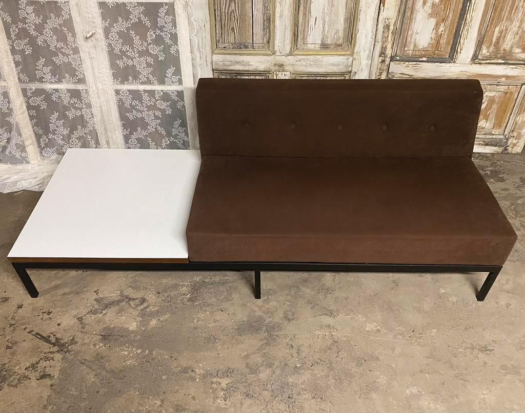 Artifort Designbank. Ontwerper: Kho Luang Ie. Vintage. image 5