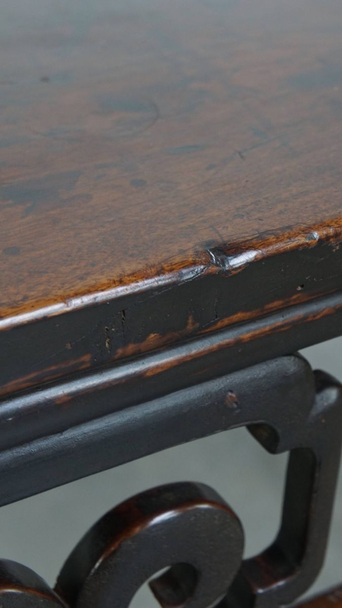 Antieke Chinese Side Table/ Altaar Tafel Uit Begin 1900 Met Een Zeldzame Single Piece Top image 11