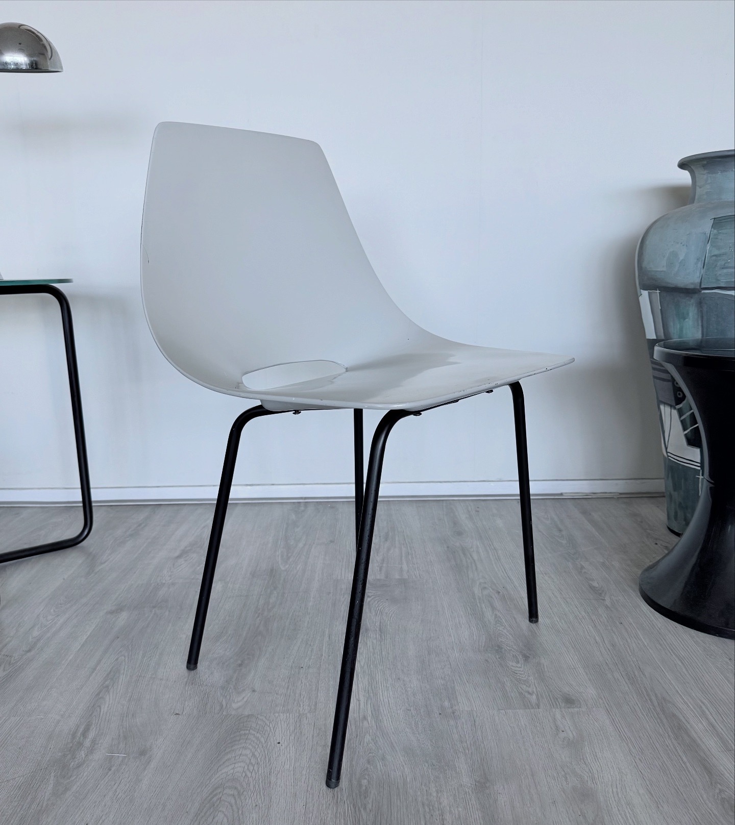 4x Vintage Tonneau Chairs Design By Pierre Guariche image 7