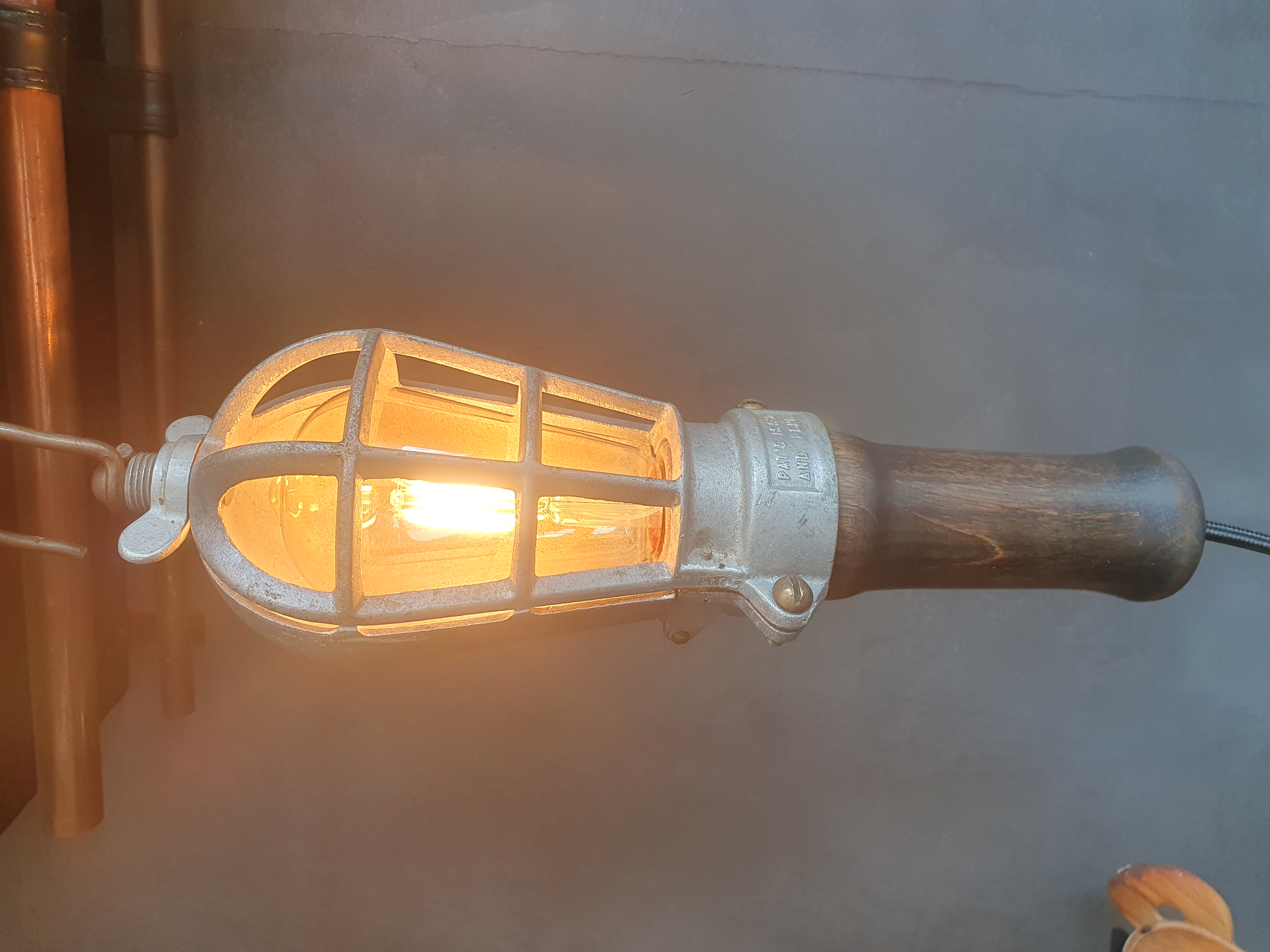 Crouse Hinds Werklamp ' Troublelight' Uit De Jaren 30. image 12