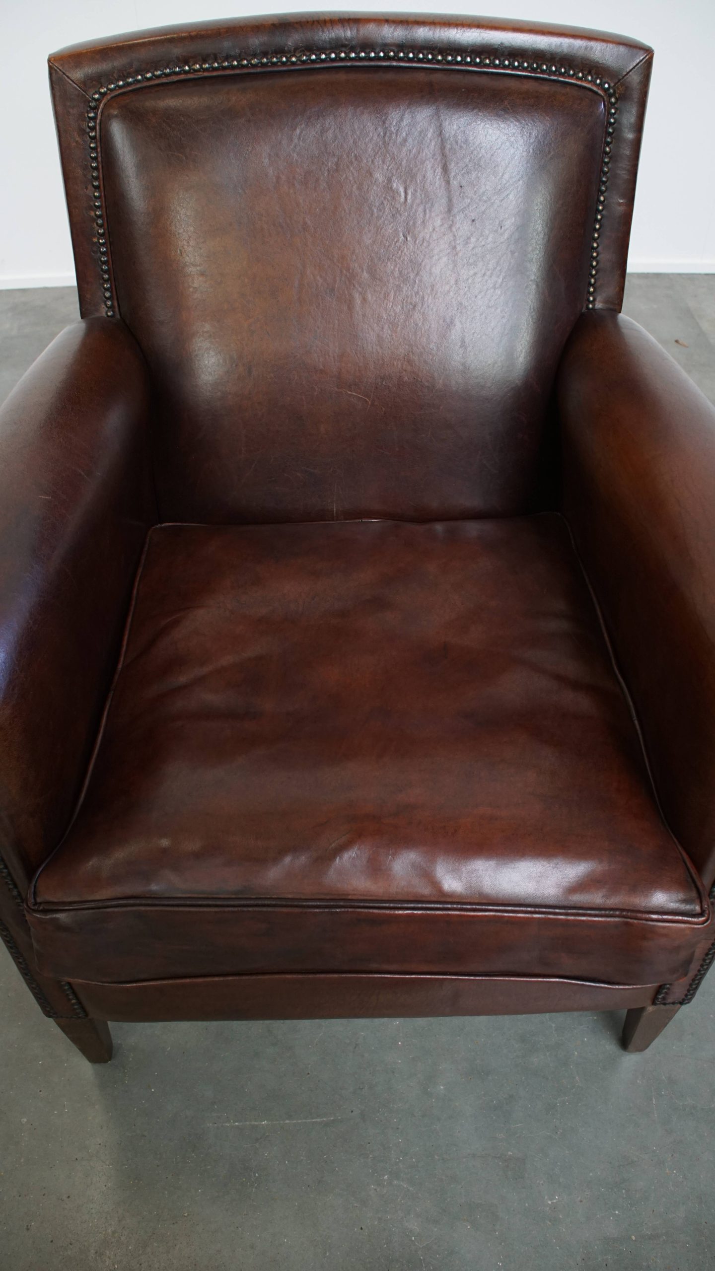 Mooie En In Goede Staat Verkerende Klassieke Donkerbruine Schapenleren Design Fauteuil/ Armchair image 12