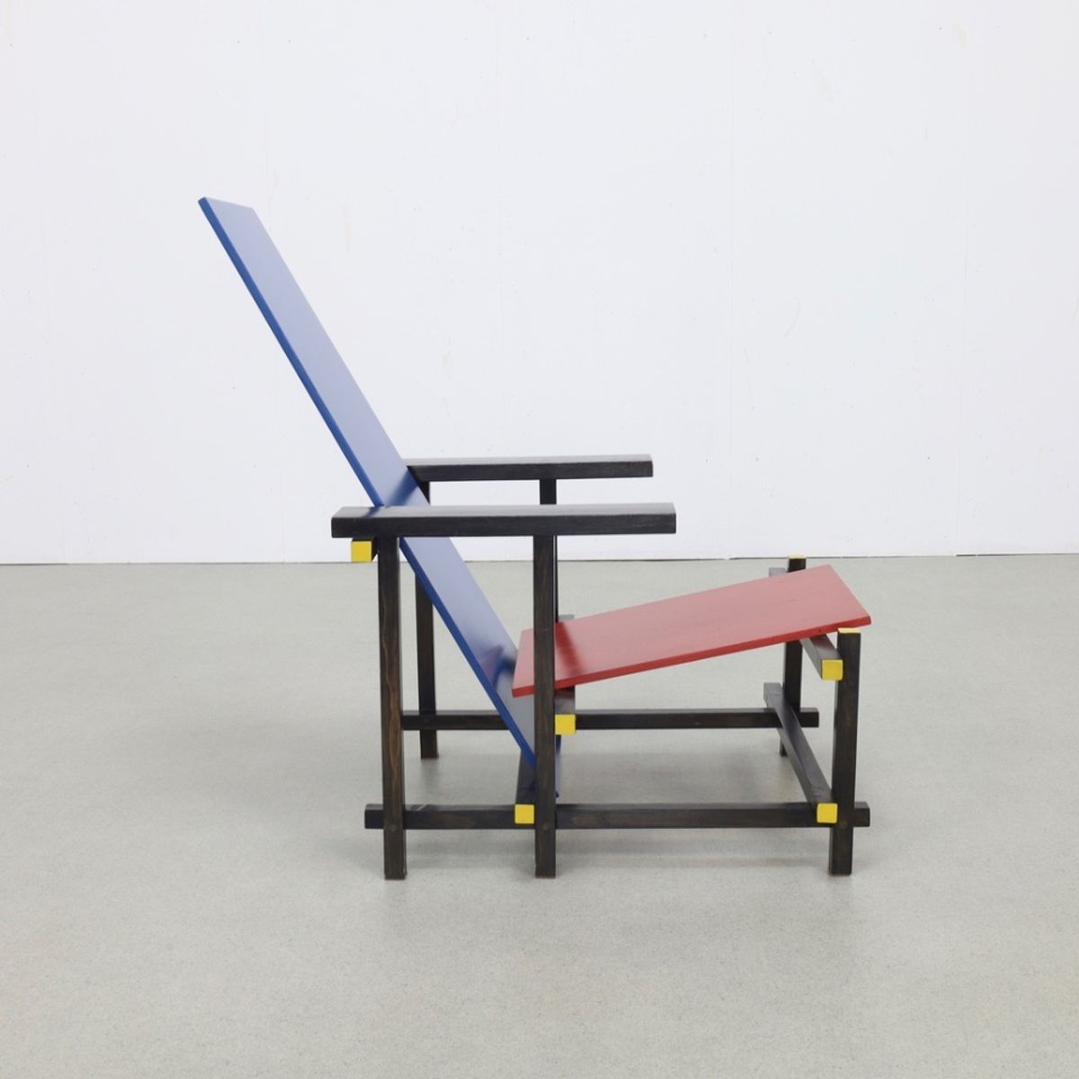 Dutch Bauhaus Lounge Chair In The Style Of Gerrit Rietveld image 4
