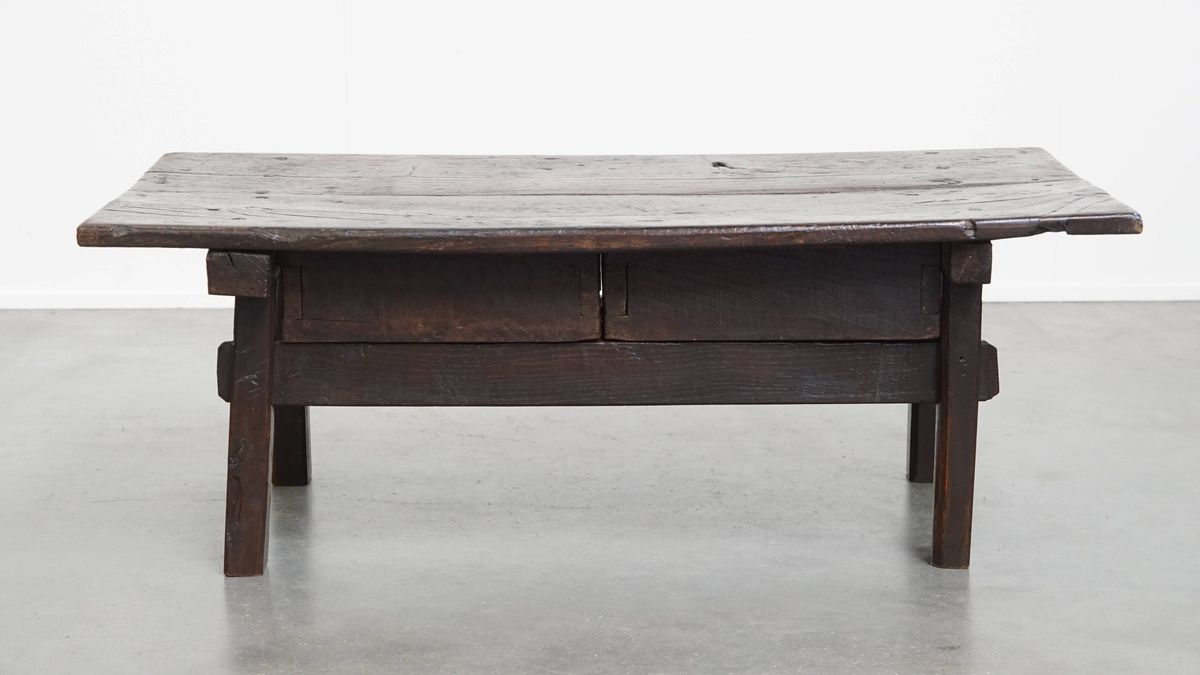Robuuste, Antieke 18e Eeuwse Zuid-europese Boeren Salontafel Met Een Karaktervol Patina image 4