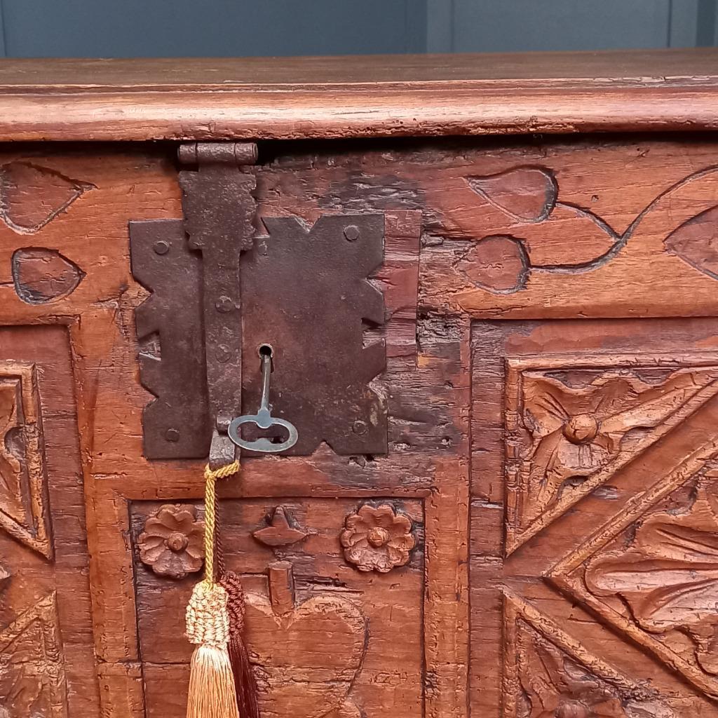 Grote Spaanse Antieke Kastanjehouten Primitieve Kist image 10