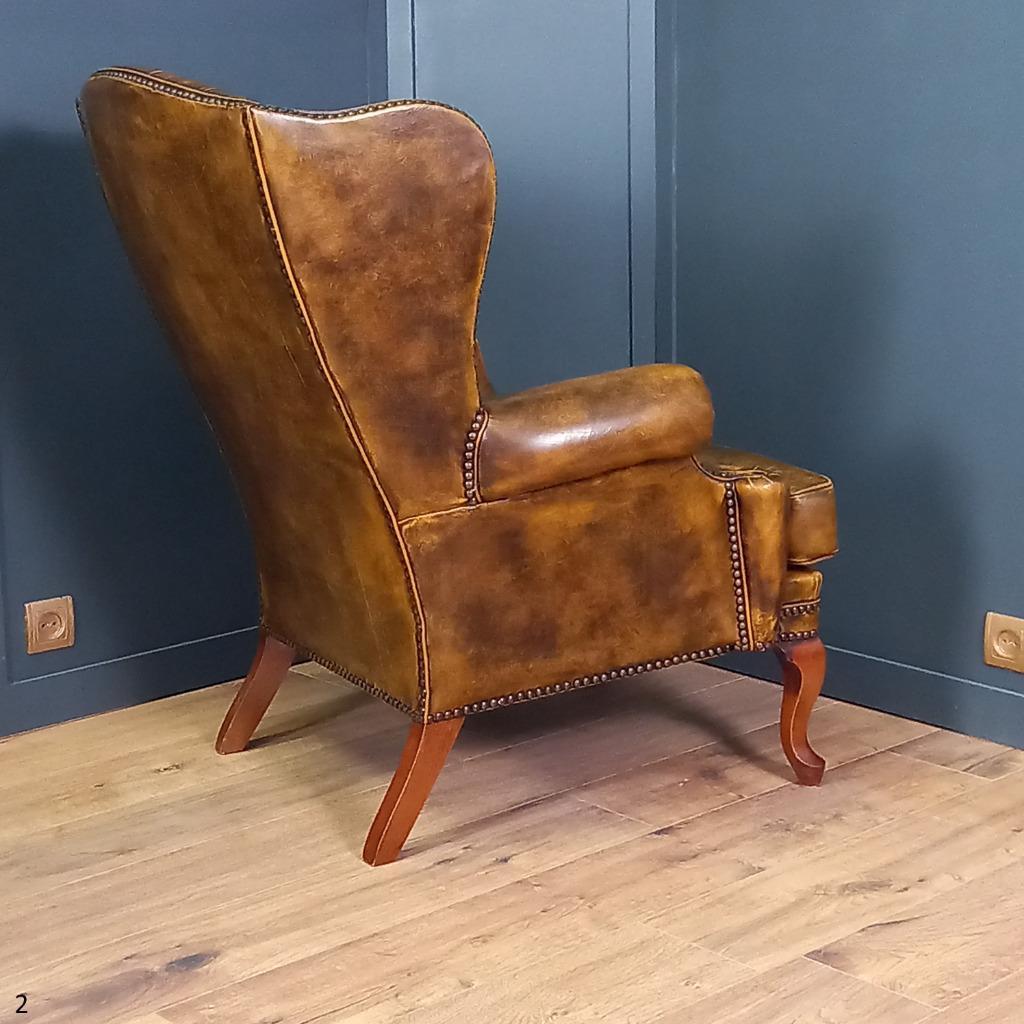 Cognackleurige Chesterfield Wingback Fauteuil (2x) image 10