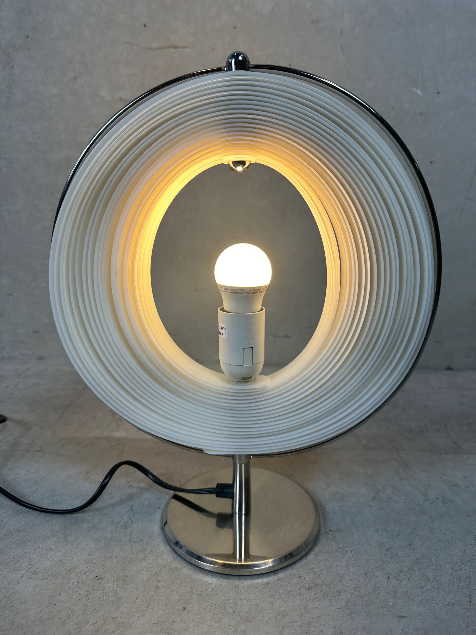 Vintage Design ‘moon Lamp’ – Kare Design image 6