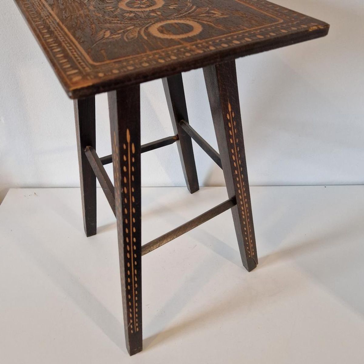 Antiek Houtsnijwerk Tafeltje Plantentafel Krukje image 8