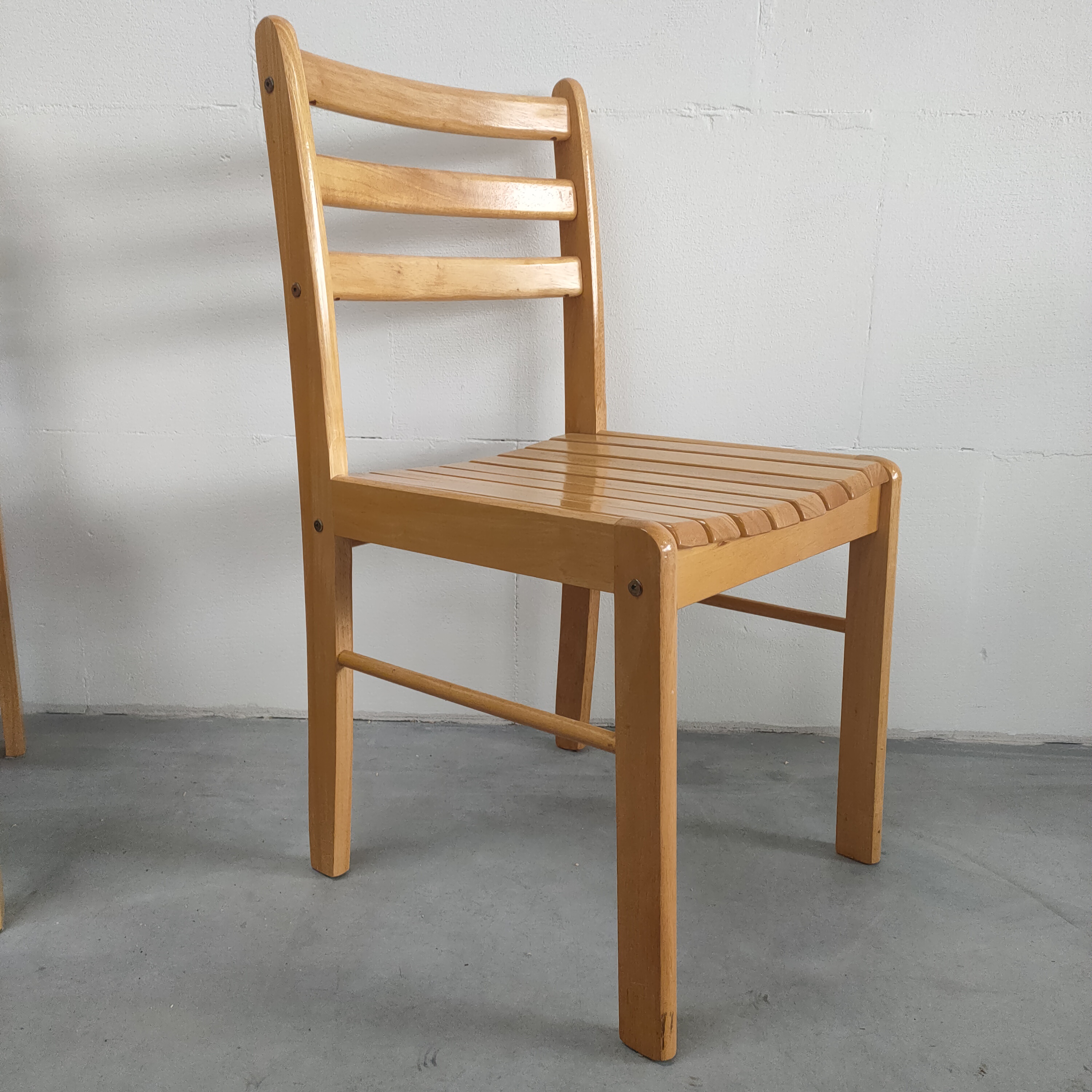 Set (van 4) Scandinavische Beukenhouten Eetkamerstoelen image 3