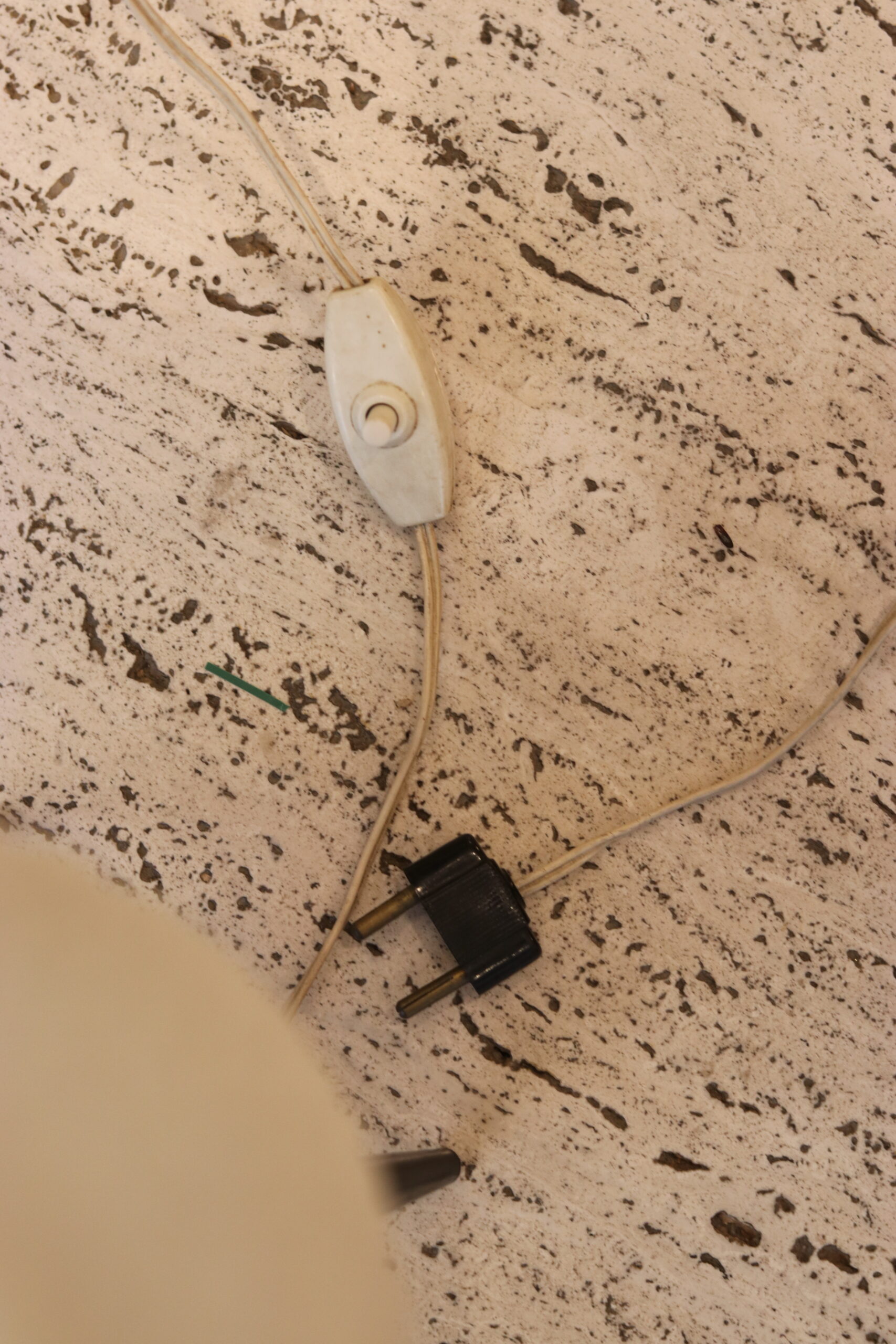 Lampe Mid-century En Plastique Texturé, Années 50–60 image 4