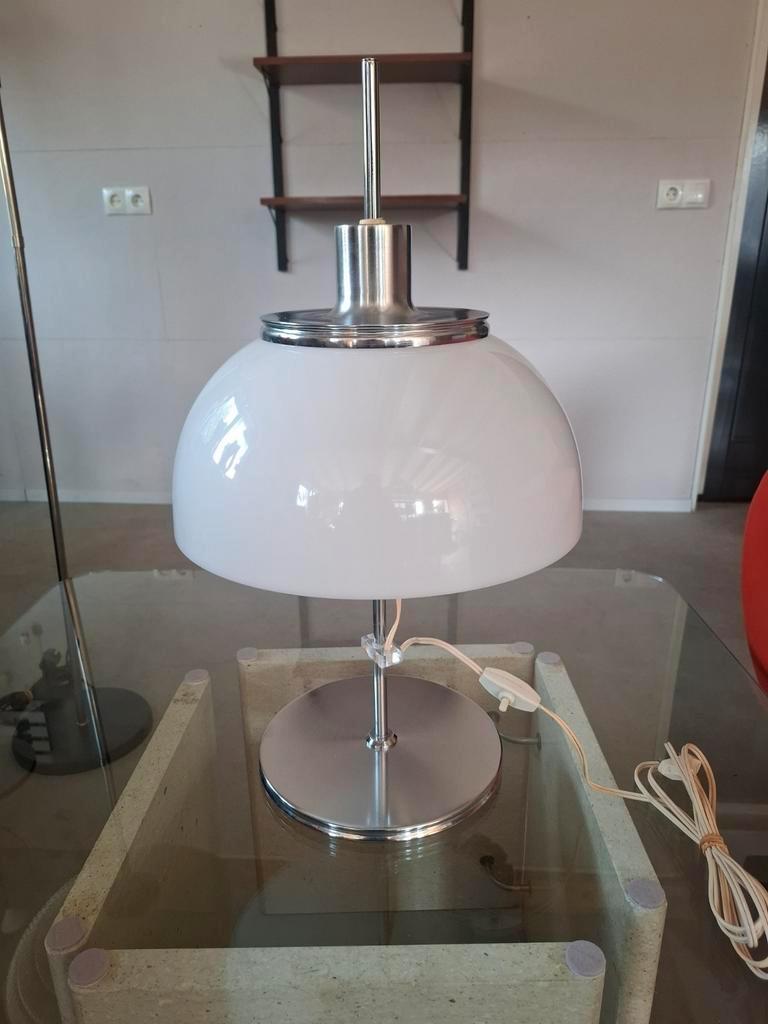 Vintage Guzzini Faro Tafellamp image 3