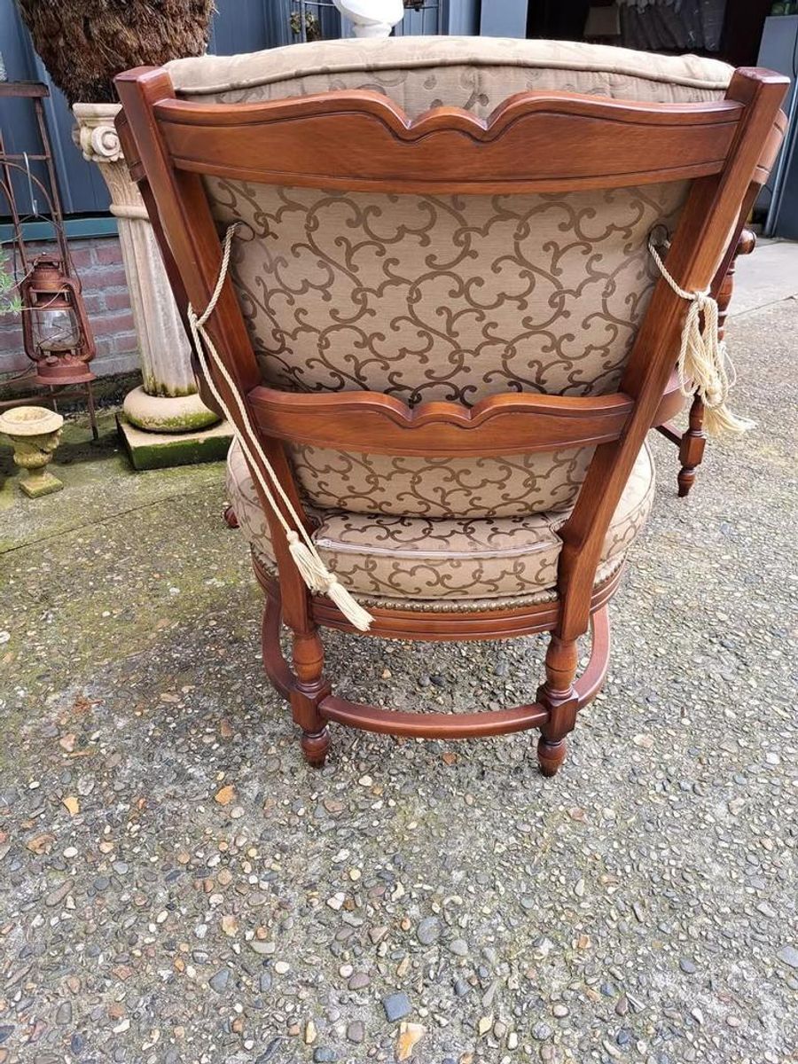 Klassieke Fauteuils Met Rond Bijzettafeltjes, Slaapkamer, Le image 7