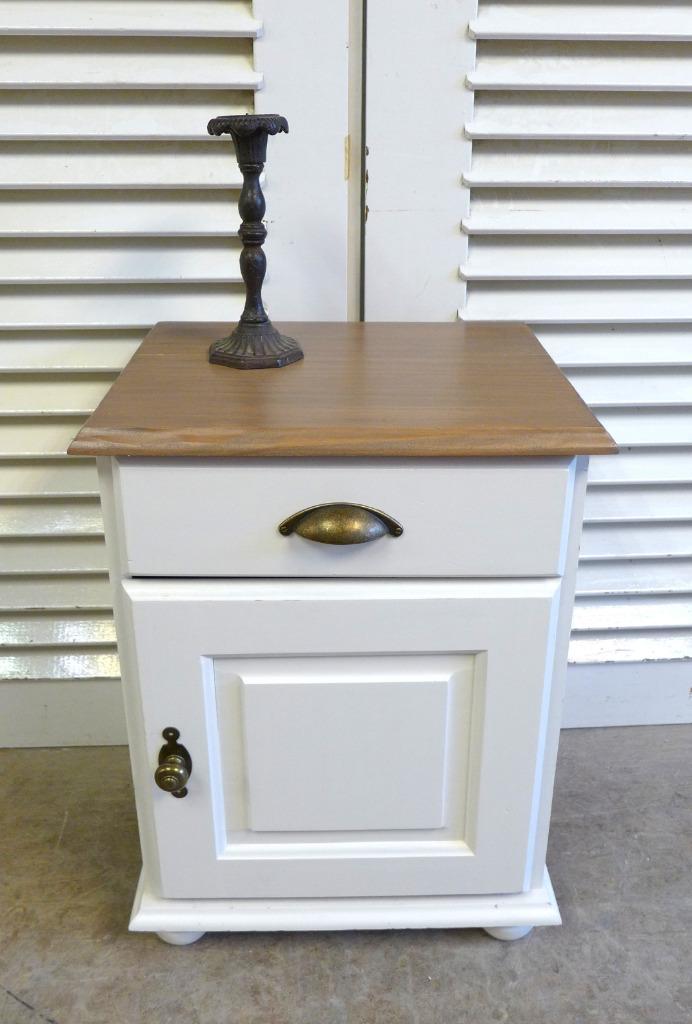 Mooi Set Van 2 Grote Witte Landelijke Lade Nachtkastjes image 8