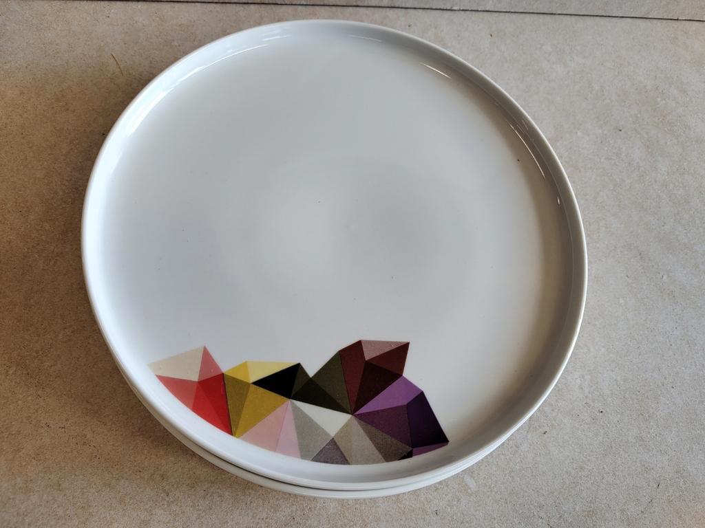 Dinner Borden, Collector's Item image 7